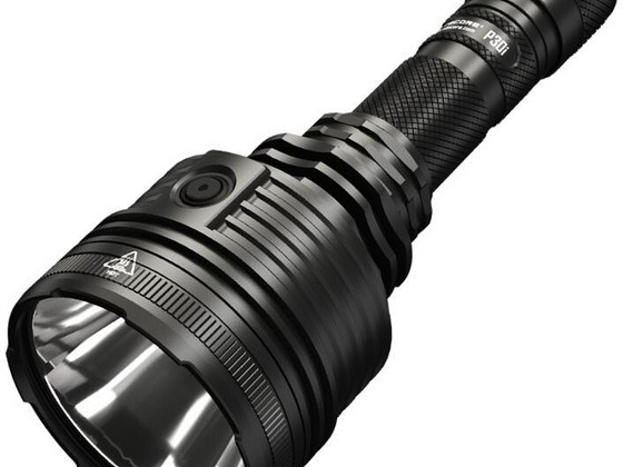 Nitecore P30i taskulamp