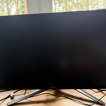 ASUS ROG Strix XG258 – игровой монитор 24.5" 240 Гц