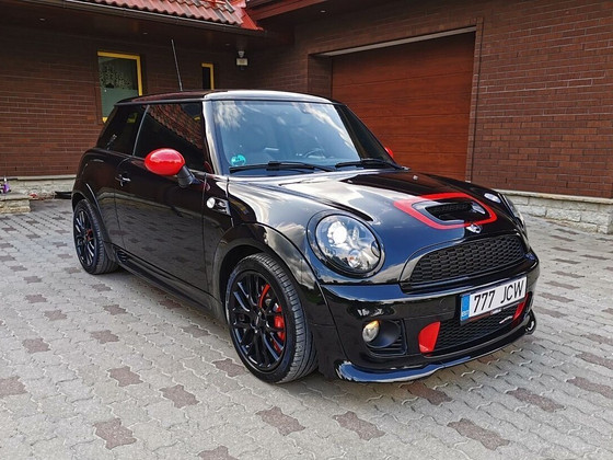 MINI John Cooper Works (JCW)