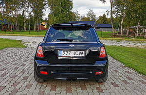 MINI John Cooper Works (JCW) (4 фото из 7)