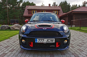 MINI John Cooper Works (JCW) (5 фото из 7)