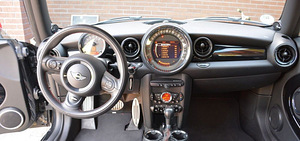 MINI John Cooper Works (JCW) (7 фото из 7)