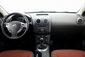 Nissan Qashqai Comfort 1.5 dCi 78kW (5 фото из 8)