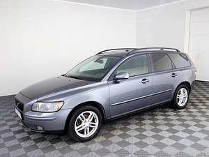 Volvo V50 Summum 2.0 D4 100kW (2 фото из 7)