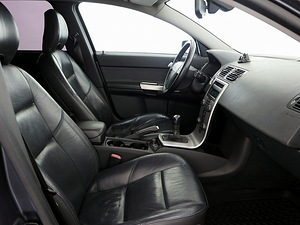 Volvo V50 Summum 2.0 D4 100kW (6 фото из 7)
