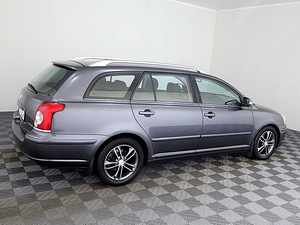 Toyota Avensis Linea Sol Facelift ATM 2.0 108kW (3 фото из 8)