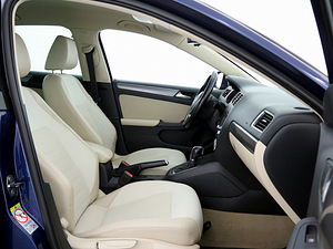 Volkswagen Jetta Comfortline ATM 1.4 118kW (6 фото из 7)