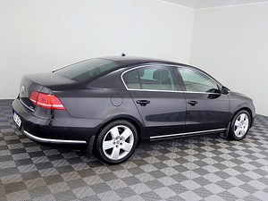 Volkswagen Passat Highline Facelift ATM 2.0 155kW (3 фото из 7)