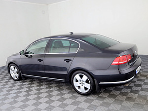 Volkswagen Passat Highline Facelift ATM 2.0 155kW (4 фото из 7)