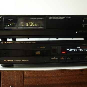 Pioneer CD Player Sony Tuner.