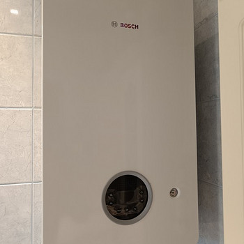 Конденсационный газовый котел Bosch GC5700iW +Bosch EasyCont