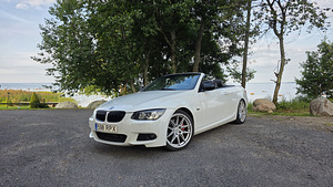 BMW E93 330d facelift 2011.cabrio automaat Reg.tasu tasutud (1 foto / 12)
