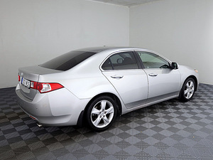 Honda Accord Elegance ATM 2.0 115kW (3 фото из 8)