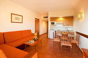 GF HOTEL ISABEL (8 фото из 10)
