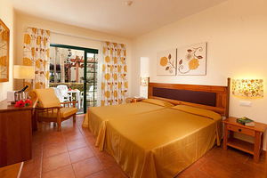 GF HOTEL ISABEL (10 фото из 10)