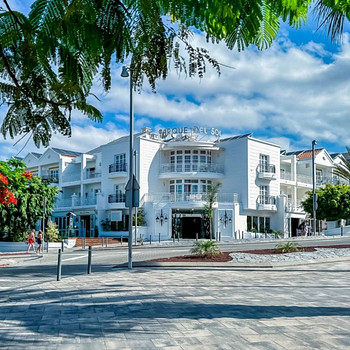 APARTAMENTOS PARQUE DEL SOL