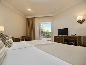 HOTEL PUERTO PALACE 4* (7 foto / 10)