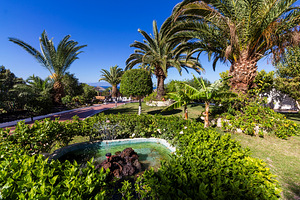 REGENCY TORVISCAS APARTMENTS AND SUITES (4 фото из 10)