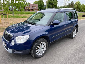 SKODA YETI 2012 2.0 дизель автомат 4x4 (1 фото из 9)