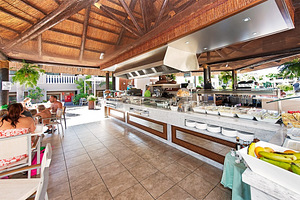 MARYLANZA SUITES & SPA (10 фото из 10)