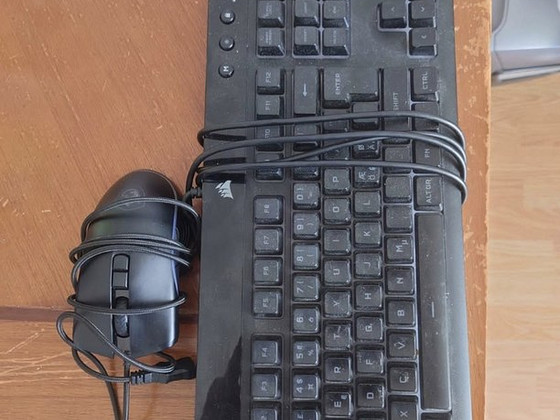 Клавиатура Corsair и мышь Msi