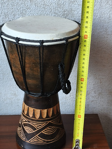 Djembe, muusikainstrument. (4 foto / 4)
