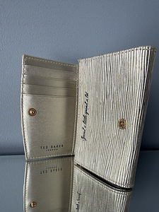 Золотой кошелёк Ted Baker (4 фото из 8)
