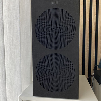KEF R3 Meta