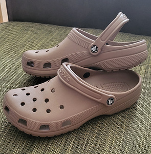 Crocs (2 foto / 4)