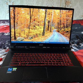 MSI Katana GF76 UC12 i7-12700H NVIDIA GeForce RTX 3050 4 ГБ