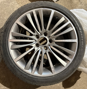 Диски BMW W-Speiche 423 F10 F11 + летние шины R19 (4 фото из 7)
