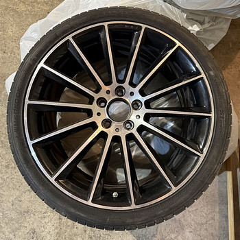 MB AMG 20" 14 Spoke Turbine veljed + suverehvid R20