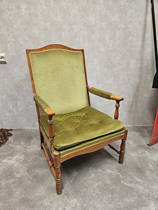 Antiikne vana retro tugitool (2 foto / 4)
