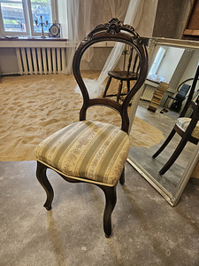 Ретро стул, антиквариат (2 фото из 3)