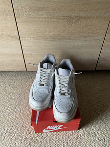 Nike Air Force 1 (1 фото из 4)