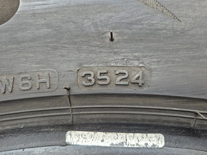 R19 Bridgestone M+S 265/55/19 - 2tk - DOT24 - paigaldus (2 foto / 2)