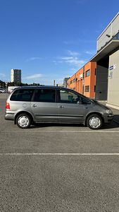 Volkswagen Sharan 1.9tdi автомат (8 фото из 13)