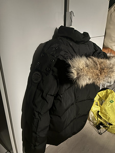 Canada Goose Wyndham parka (2 foto / 2)