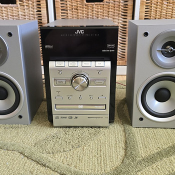 JVC Retro keskus , uueväärne , DVD , MP3 , CD