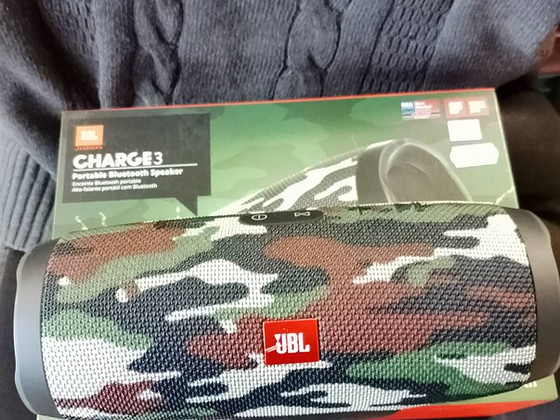 JBL Charge 3 с новым акумулятором