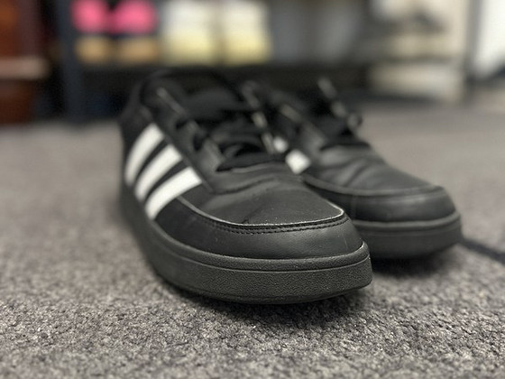 Кроссовки adidas