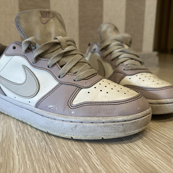 Кроссовки Nike