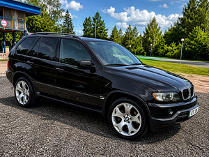 BMW X5 2.9 135KW РЕГИСТРАЦИОННЫЙ НАЛОГ ОПЛАЧЕН (3 фото из 6)