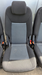 Сиденья среднего ряда (3 шт.) для Ford Galaxy / S-Max (2006– (3 фото из 5)