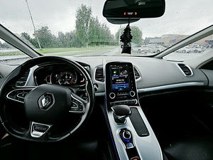 RENAULT (15 foto / 15)
