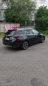 Toyota Auris гибрид LPG 1.7 73 кВт (2 фото из 15)