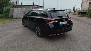 Toyota Auris гибрид LPG 1.7 73 кВт (6 фото из 15)