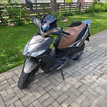 Скутер Kymco