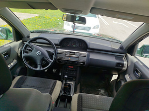 Nissan X-Trail 2.2 84 кВт 4x4 дизель (6 фото из 6)