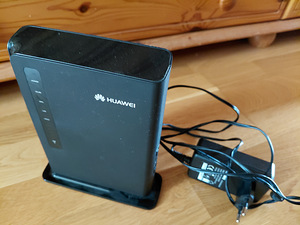 Antenn ja ruuter Huawei R5172 (4 foto / 6)